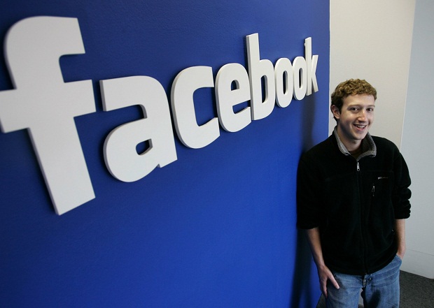 Facebook dibinātājs Marks Cukenbergs ir ziedojis 498.8 miljonus dolāru